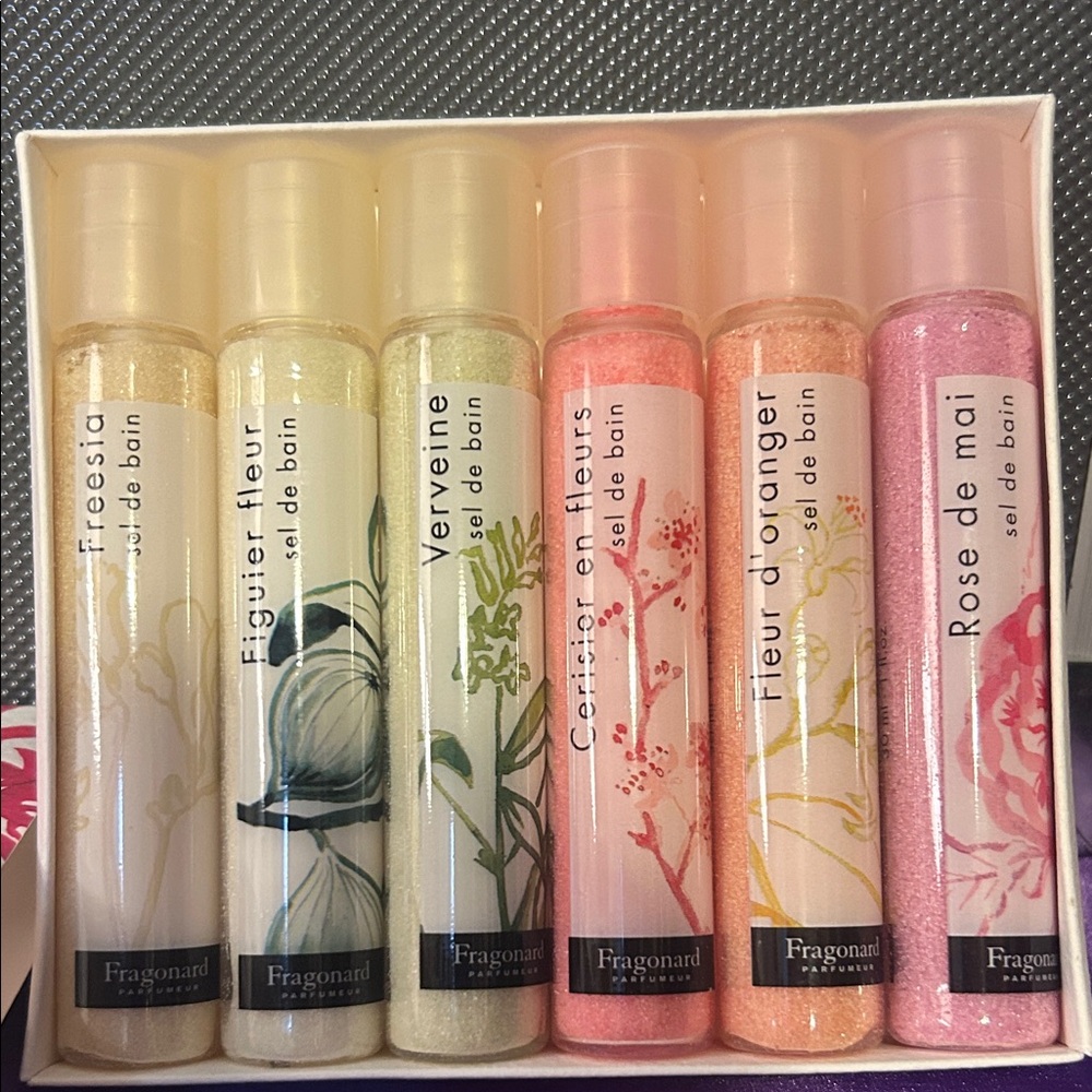 Floral Perfumed Bath Salts Set - Assorted Colors - Picture 5 of 6